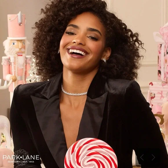 Park Lane “Noelle” Necklace! BNIB!! Beautiful!! Limited Edition!! - Picture 5 of 15